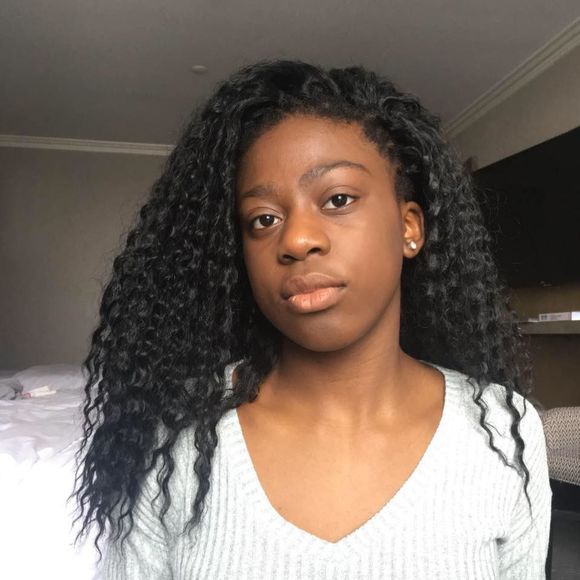 Meet your Posher, Tofunmi - Picture 1 of 1